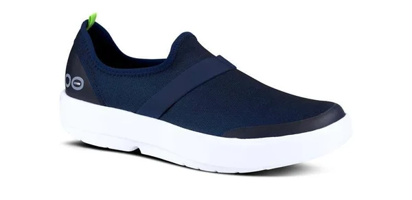 OOFOS OOmg Low Fibre (White/Navy) Women's Shoes
