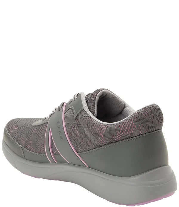 Traq Qarma by Alegria 37, Black Swell