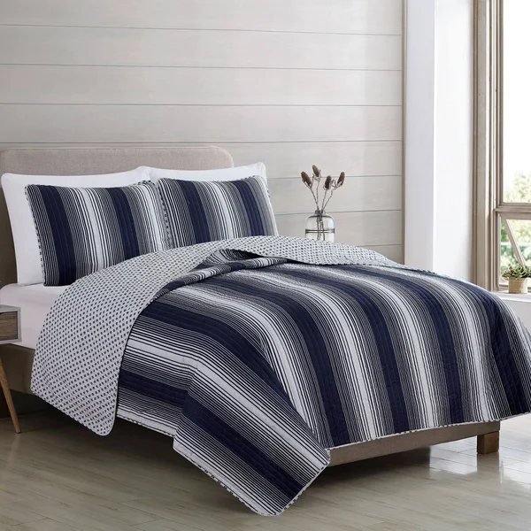 Great Bay Home Everette Ombre Striped Reversible Quilt Set - Twin - Navy