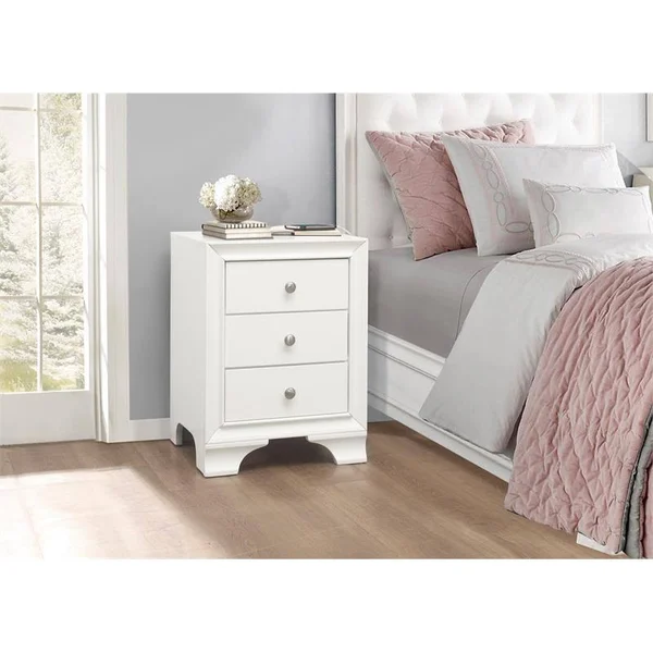 Lexicon Centralia 3-Drawers Transitional Wood Nightstand in White