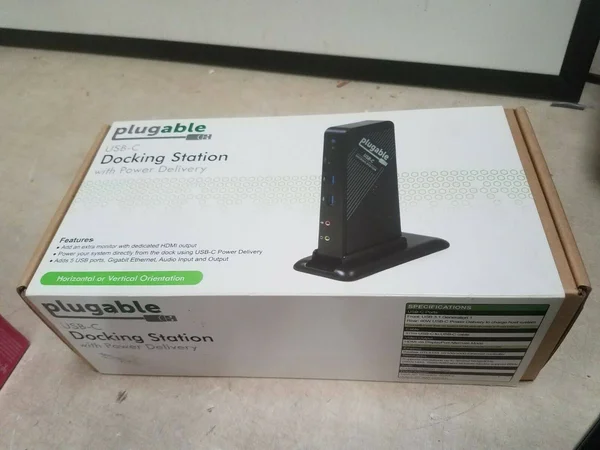 Plugable USB-C Docking Station with Power Delivery - Charging