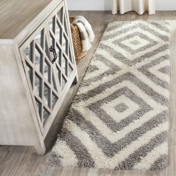 Safavieh Portofino Shag PTS217B 5&1x22 x 7&6x22 Ivory, Beige Area Rug