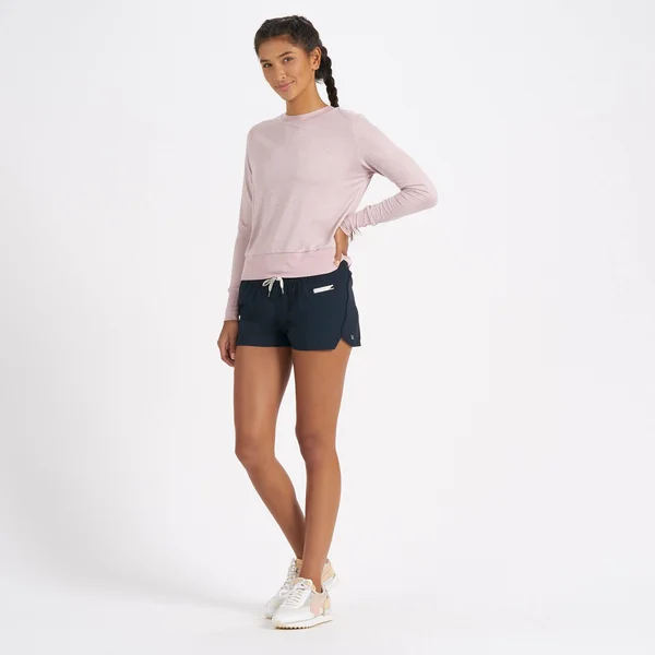 Vuori Women's Clementine 2.5 inch Short - Medium - Ink