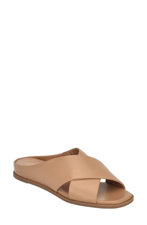Evolve by Easy Spirit Odyssa 5.5 Women's Camel