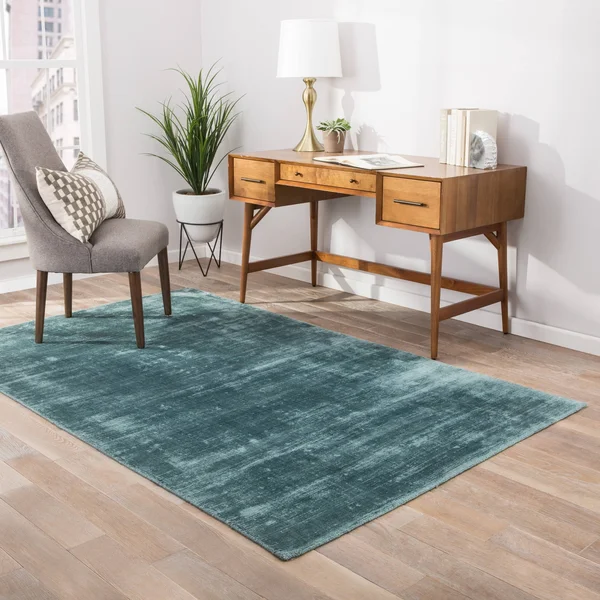 Urban Luxe Lizette Handmade Solid White Area Rug (5& x 8&)