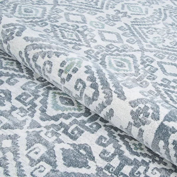 Couristan Everest Bohemia Greystone-Lime 4 ft. x 5 ft. Area Rug