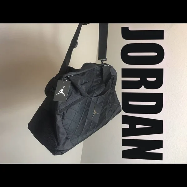 Newnike Jordan Jumpman Logo Black Medium Duffle Bag
