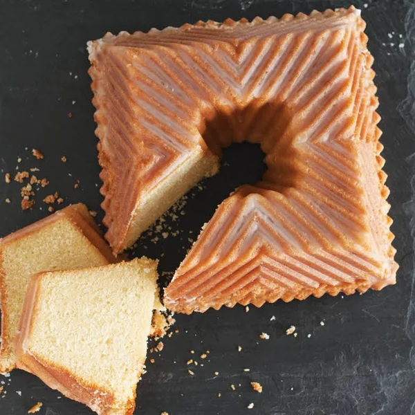 Nordic Ware Square Bundt Pan, Silver, 8.6x22 x 8.6x22 x 3.75x22