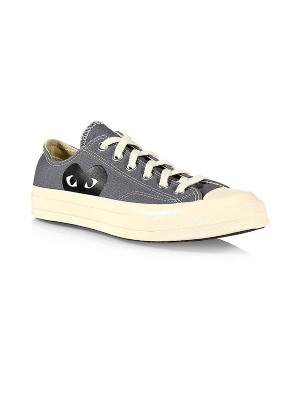 Comme des Gar鏾ns Play Women's Peek-A-Boo Low-top Canvas Sneakers - Grey - Size 8