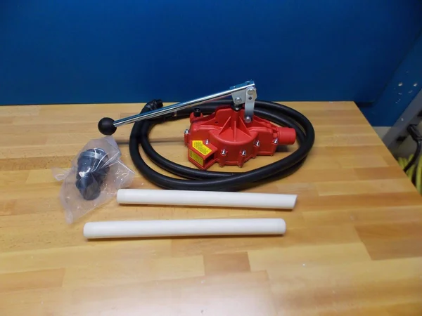 Pacer Hand Dispensing Pump with EPDM Hose