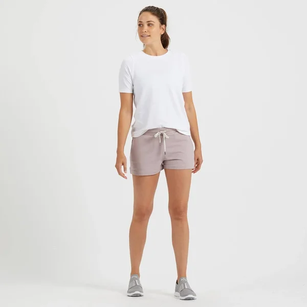 Vuori Women's Halo Performance Shorts Pink Xs