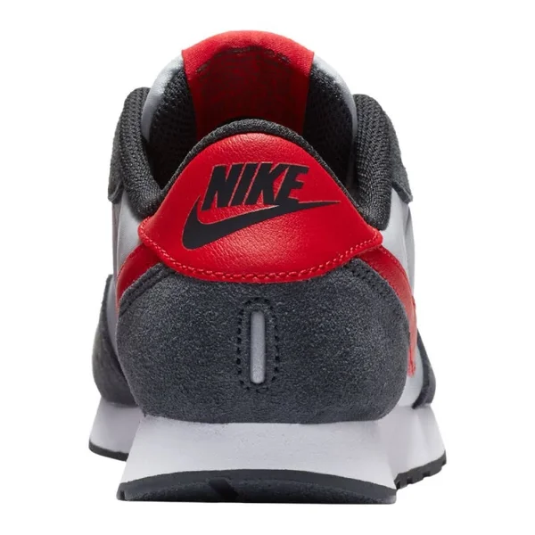 Nike Boys& Big Kids& MD Valiant Casual Shoes CN8558 - 6.5 - Grey