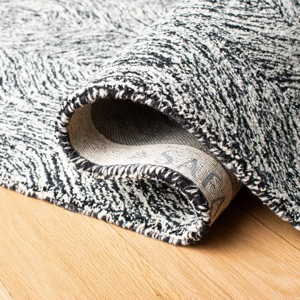 Safavieh Micro-Loop Rug Collection MLP615Z - Black - Ivory - 4& x 6&
