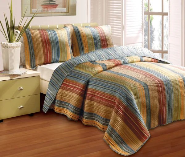 Greenland Home Katy King Quilt Set