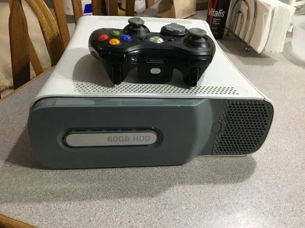 Microsoft Xbox 360 Black Elite 120 GB Console
