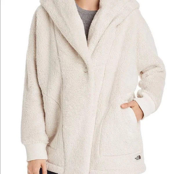 The North Face Women's Campshire Fleece Wrap: Vintage White