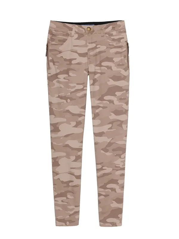 Democracy Women's Stretch Camouflage Absolution Side Zip Jegging Pant 8, Toffee Camo