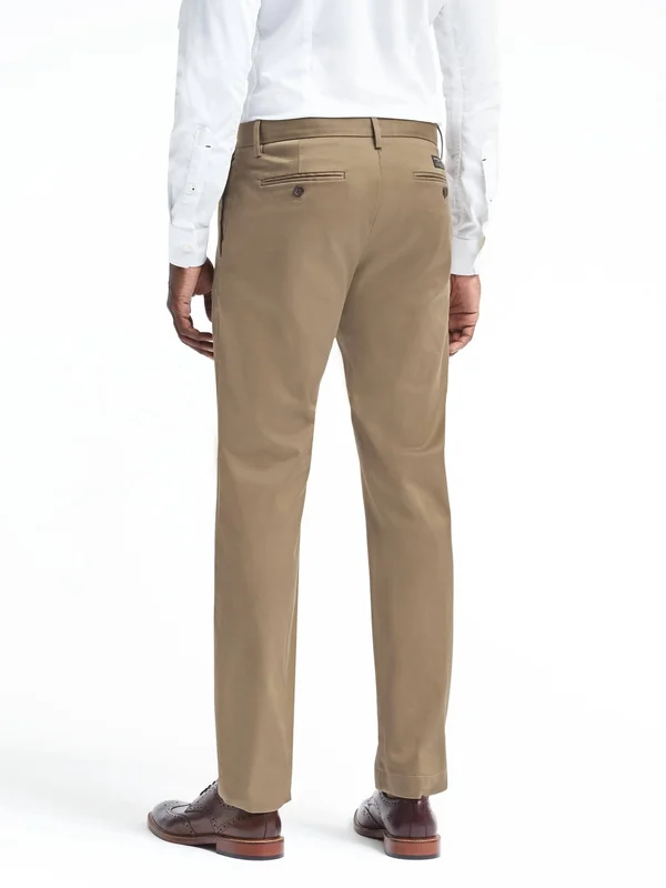 Banana Republic Men's Straight Rapid Movement Chino Pant Airforce Khaki Size 35W 34L