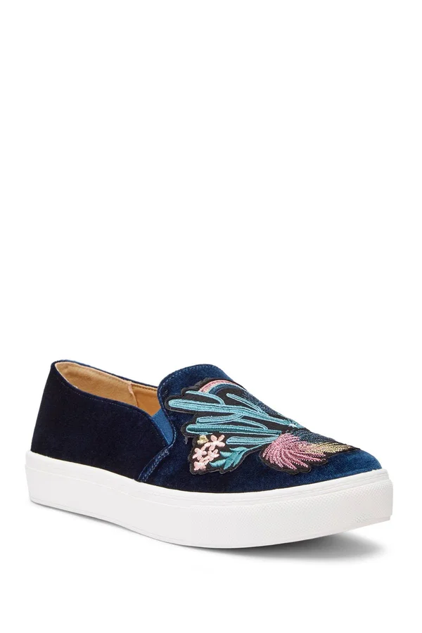 Dirty Laundry Jiana Blue Velvet Embroidered Slip-On Sneakers