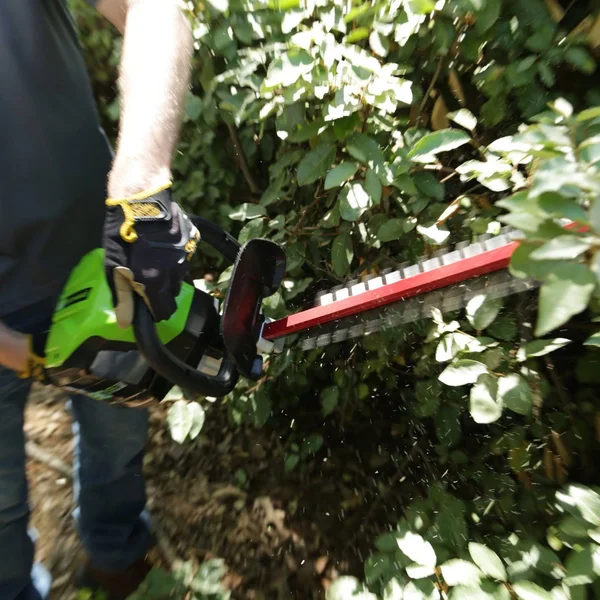 Greenworks 80V 16-inch String Trimmer