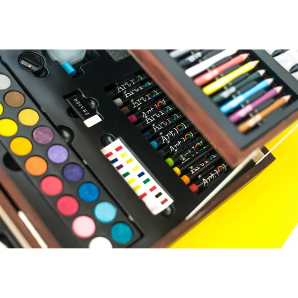 Art 101 Deluxe Artist Set in Wood Case (215 Piece)