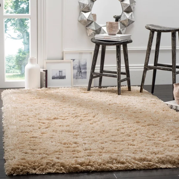 Safavieh Polar Shag Silver 4 ft. x 4 ft. Round Solid Area Rug