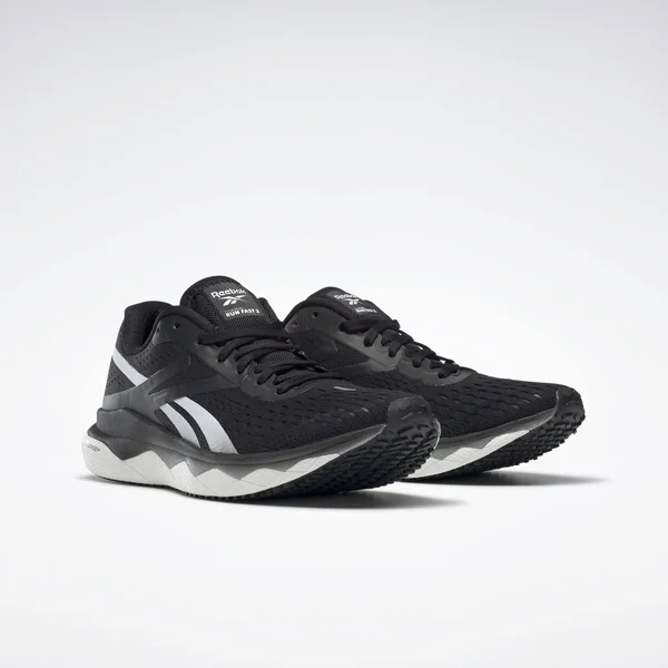 Reebok Floatride Run Fast 2.0 Sneaker, Black/Grey/White, 6