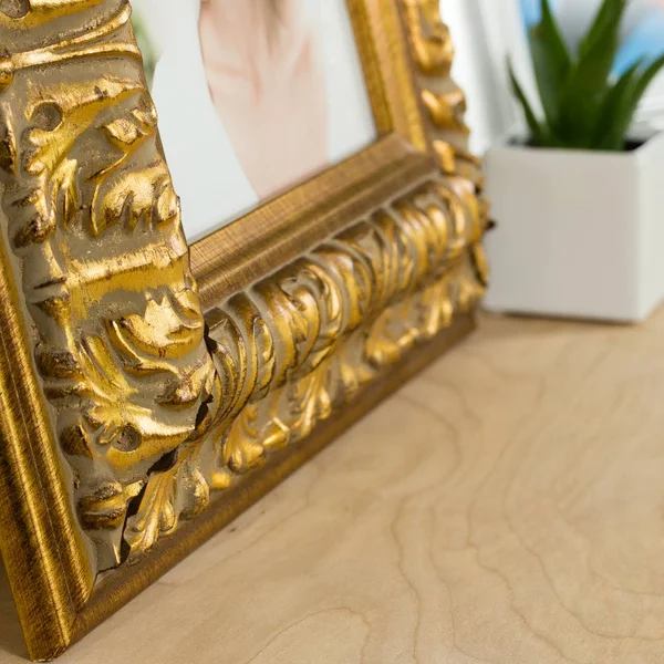 Craig Frames Barroco - Antique Gold Baroque Picture Frame, 14 x 20 inch