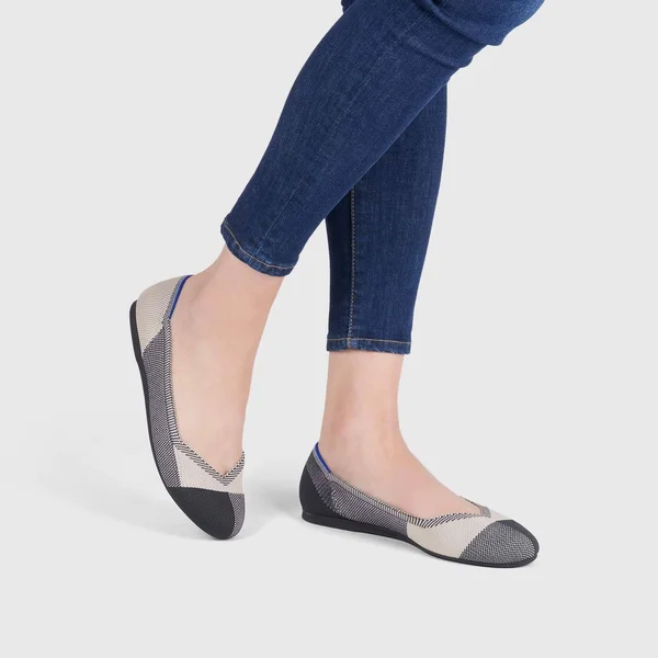 The Flat - Captoe Black by Rothy’s 9.5 - Captoe Black