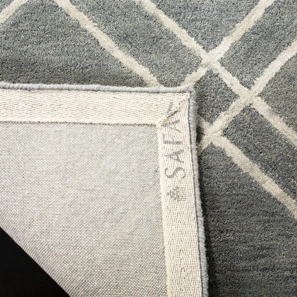 Safavieh Himalaya Rug HIM901 Dark Grey, Ivory, 4& x 6&
