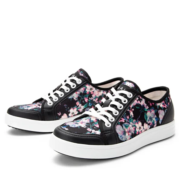 Alegria Women's Traq Sneaq Shoes - Decorum in Size 43