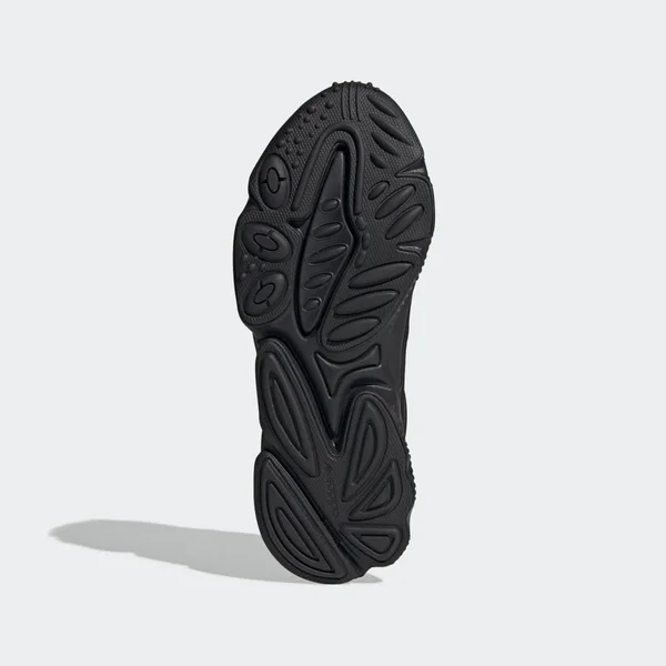 Adidas Men's Core Black Ozweego Shoes - Size: 7.5