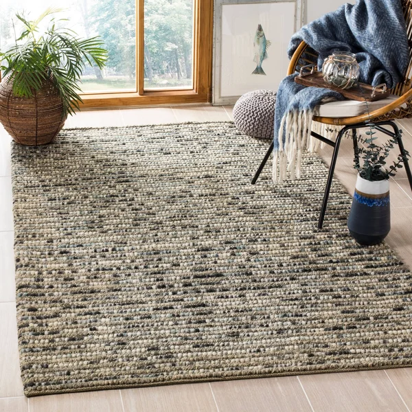 Safavieh Bohemian Grey Area Rug; 4& x 6&